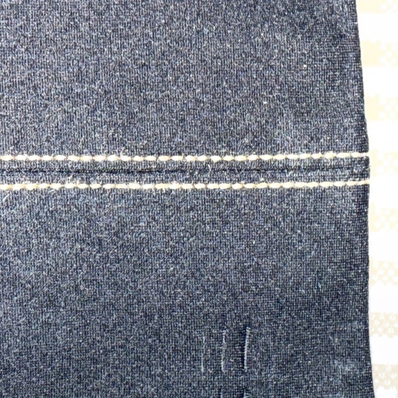 The Essential By Anthropologie Women's Crop Flare Pants Size M Black Pull On - Picture 4 of 6